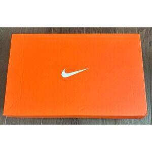 Nike Vomero 18 empty shoe box